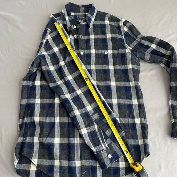 J.Crew Men's Size Small Plaid Long Sleeve Button-Down Flannel Shirt- Casual - Picture 10 of 11